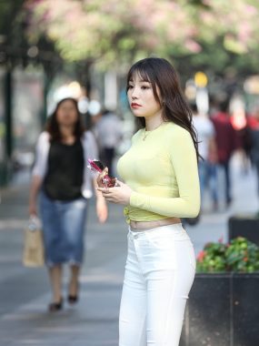 魔镜街拍范家辉系列 | 芝芝Booty都市柔情 | 175P3V作品集10GB